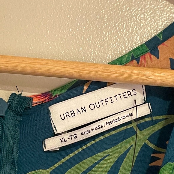 NWT - Urban Outfitters Green Floral Drawstring Ruched Mini Dress Size XL - Picture 7 of 10